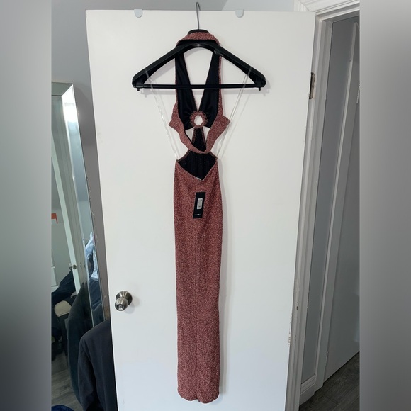 New with tags Fashion Nova halter glitter maxi dress size XS - Picture 4 of 4